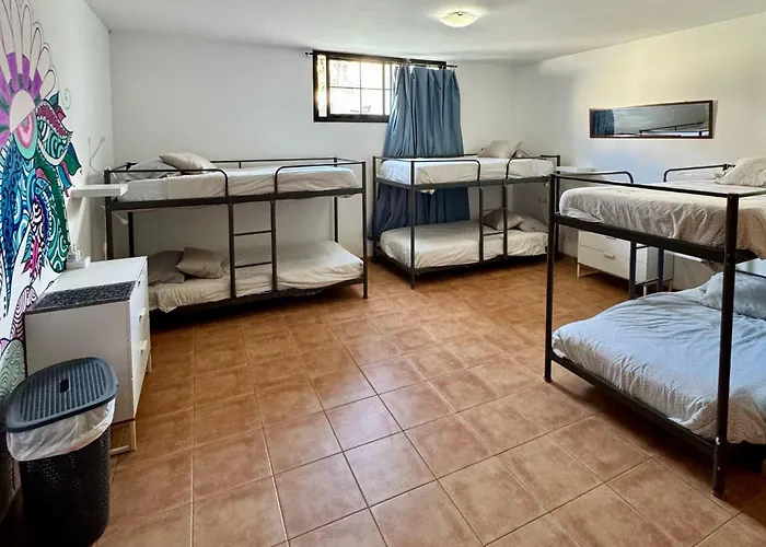 La Fresa אכסניה *